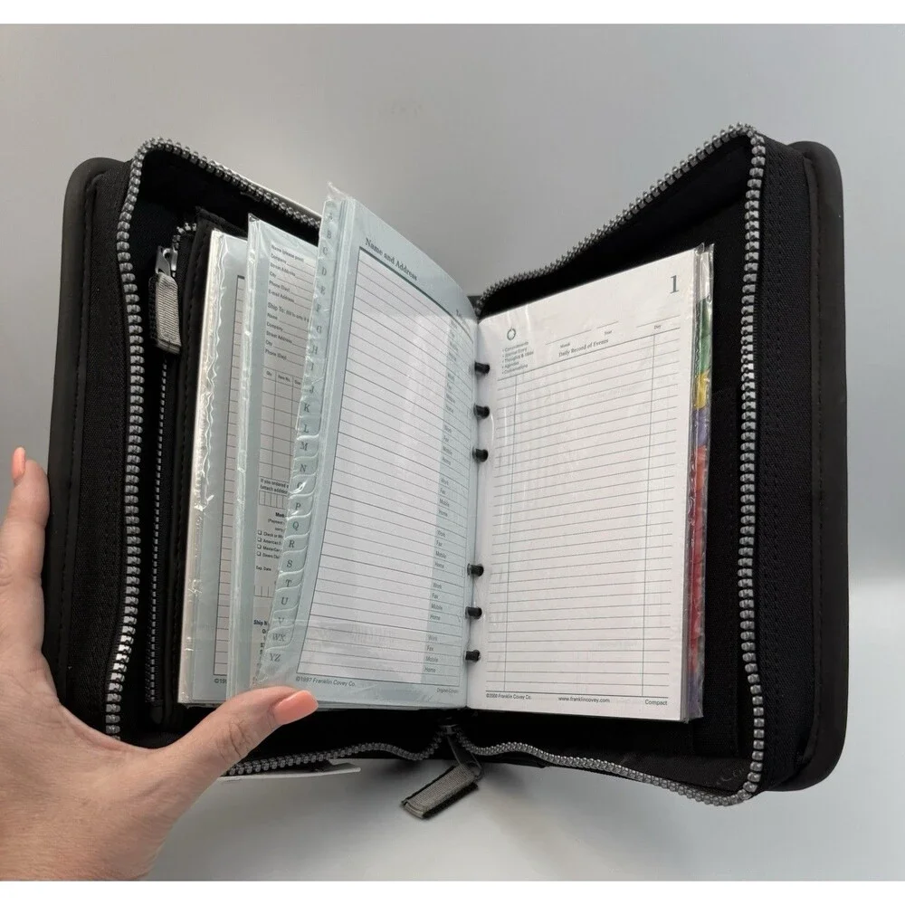 Franklin Covey Black Zippered Planner Binder Starter Set Original 761805 NOS